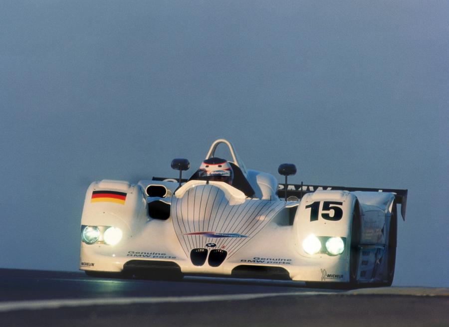 BMW V12 LMR 1999 года  (фото 1 из 10)